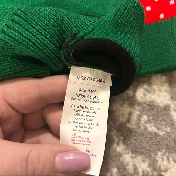 So'dorable Boys Elf Christmas Sweater with Matching Hat NEW 0-6 Months - Picture 3 of 3